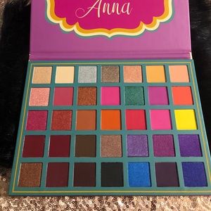 Beauty Creations Anna Eyeshadow Palette